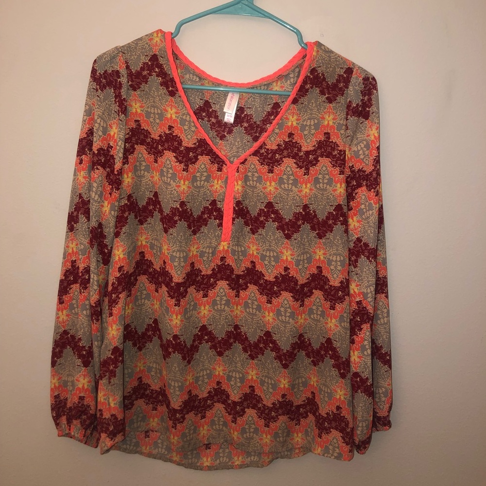 Patterned blouse